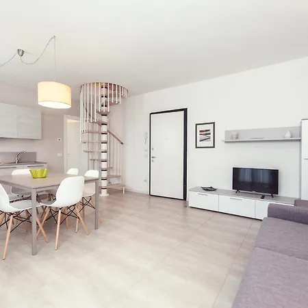Luccainn Apartment